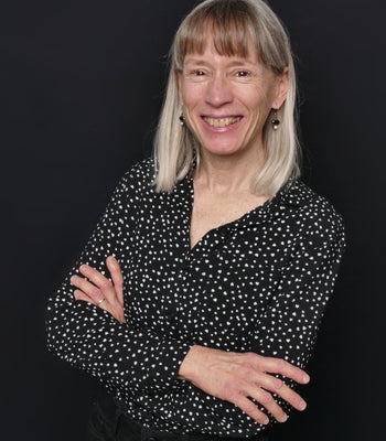 Portrait of Amy Ascencio, Realtor/Broker Associate.